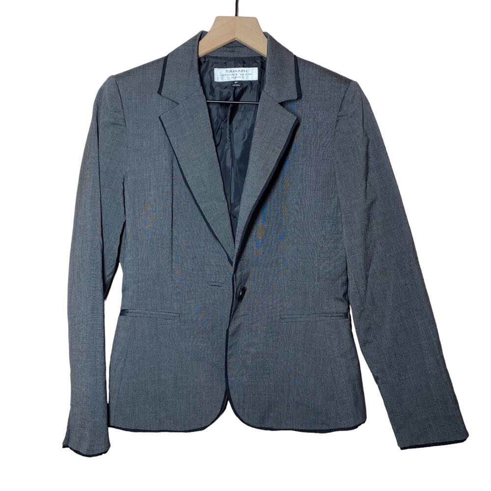 Tahari‎ Women's Gray Business Fitted Blazer Size Four Petite